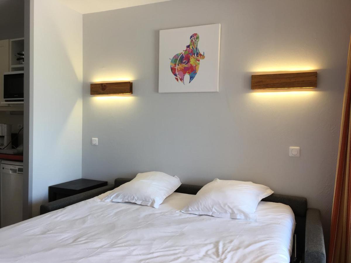 Studio Sur Le Domaine Du Golf De Pont Royal 马勒莫尔 外观 照片